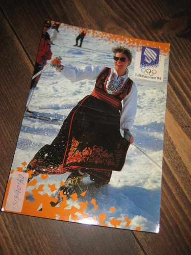 515, LOOC 1991, Telemark skiing in national costume.