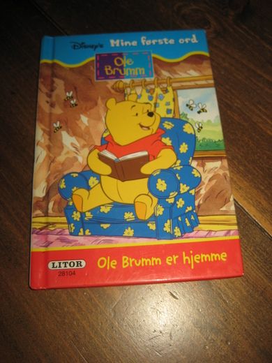 Ole Brumm er hjemme. Litor 28104. 2001. 