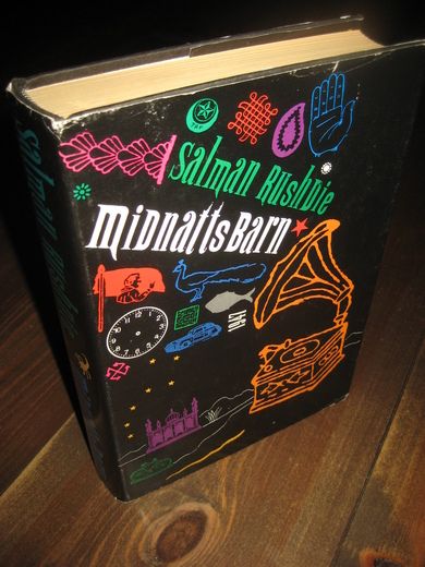 RUSHDIE, SALMAN: MIDNATTSBARN. 1983.