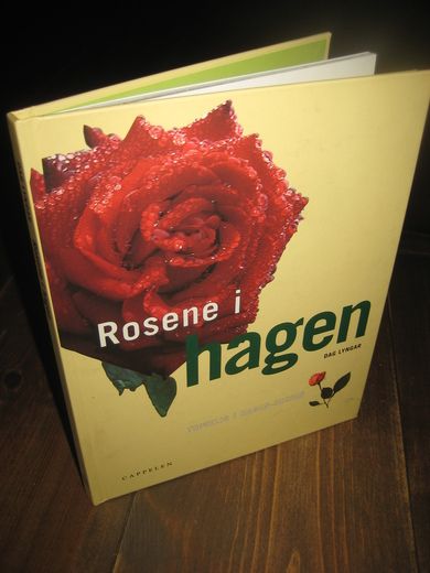 LYNGAR: Rosene i hagen. 2003.