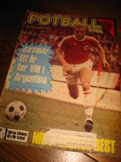 1977,nr 027, FOTBALL REVYEN