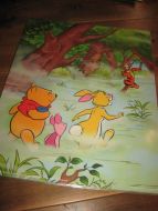 Pen, ubrukt, plastbelagt plakat fra  Disney, ca 41*51 cm stor,  80 WINNIE THE POOH. 2000.  Dette er plakat nr 3