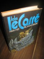 LE CARRE: PIKEN MED TROMMESTIKKENE. I. 1985.