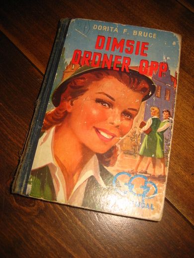 BRUCE: DIMSE ORDNER OPP. 1954