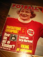 1977,nr 018, FOTBALL REVYEN