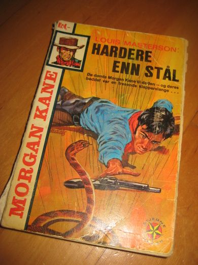 MASTERSON, LOUIS: HARDERE ENN STÅL. 1970.