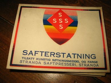 Etikett, SAFTERSTATNING, fra Stranda Saftpresseri, 60-70 tallet. Lag din egen saft, og bruk en dekorati etikett. 