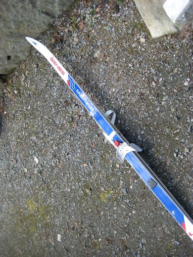 Åsnes MARKA ski, ca 210 cm lange, med bindinger, 70 tallet? 