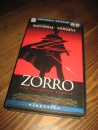 ZORRO. 1998, 138 MIN, 15 ÅR.