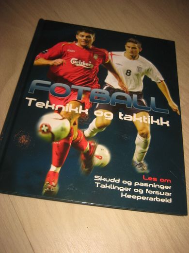 FOTBALL. Teknikk og taktikk. 2007.