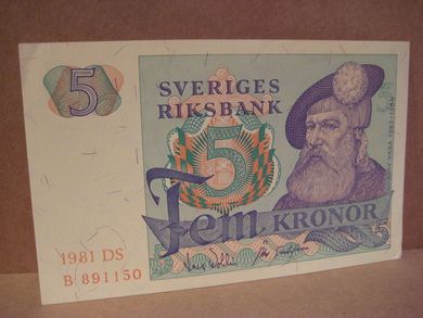 1981 DS, B 891150,                   5 KRONOR, strøken seddel