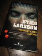 LARSSON, STIG: MENN SOM HATER KVINNER. 2007.