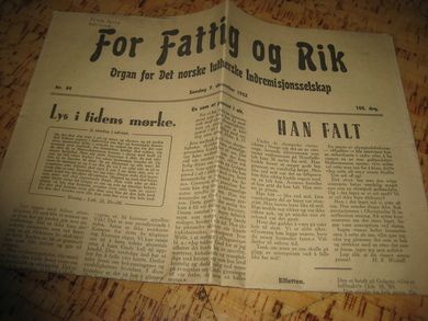 1952,nr 044, For Fattig og Rik.