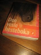 DEN VESLE HESTEBOKEN. 2001