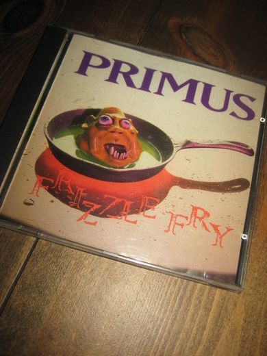 PRIMUS: FRIZZLE FRY. 1990.