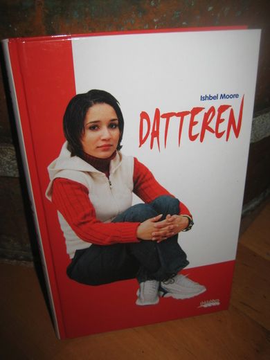 Moore: DATTEREN. 2002.