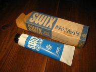 Eske med ubrukt innhold, SWIX SKI WAX, 60-70 tallet.