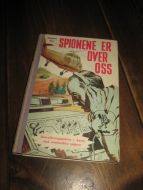 FAY: SPIONENE ER OVER OSS. 1962.