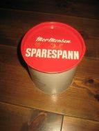 Mor Monsen SPARESPANN, ca 13 cm i diameter, 14 cm høgt. 70-80 tallet.