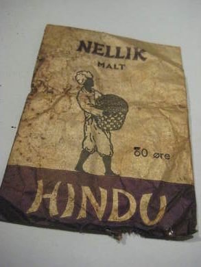 Uåpna pakke HINDU  NELLIK, MALT, 60 tallet. Liten skade nede til høgre. Pk 2