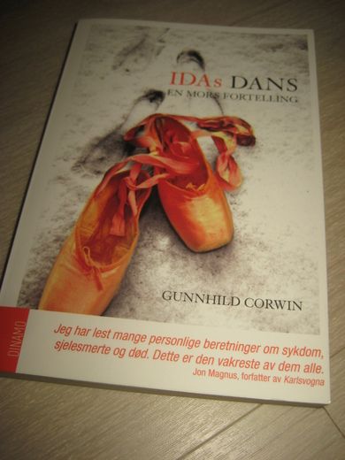 CROWIN: IDA'S DANS. EN MORS FORTELLING. 2011. 