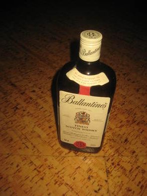 Flaske uten innhold, BALLANTINES FINEST SCOTCH WHISKY, 60 tallet