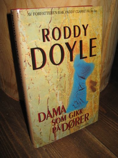 DOYLE: DAMA SOM GIKK PÅ DØRER. 1996.