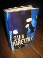 PARETSKY, SARA: SVARTELISTET. 2005. 