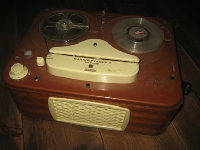 TANDBERG BÅNDOPPTAKER 2, TAPE RECORDER.