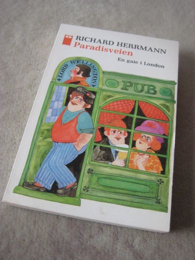 HERRMANN, RICHARD: PARADISVEIEN. En gate i London. 1972.