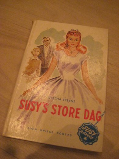 STEVNS, GRETHA: SUSY'S STORE DAG. Bok nr 9, 1958.