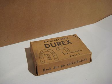 Pakke med ubrukt innhold, DUREX hælhjern. 40-50 tallet.