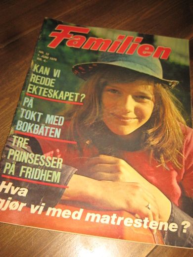 1976,nr 012, Familien