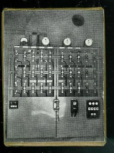 Innstallasjon fra Sarpsborg Elektrisitetsvek, tidleg 1900.