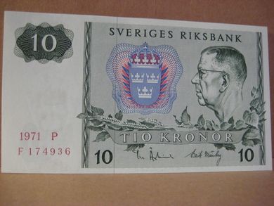 1971,  P,  F174936,                                             10 KRONOR.