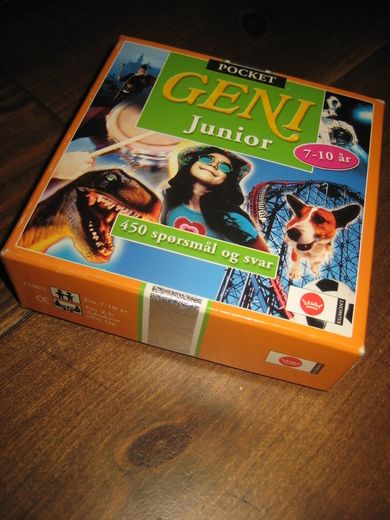 GENI JUNIOR. 2007. 