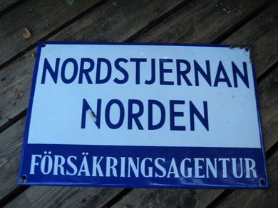 Emaljeskilt, forsikringsskilt, NORDSTJERNAN NORDEN. 50 tallet