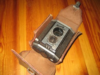 KODAK Brownie REFLEX.