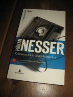 NESSER: KVINNEN MED FØDSELSMERKET. 2011. 