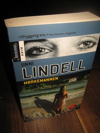 LINDELL, UNNI: MØRKEMANNEN. 2009.