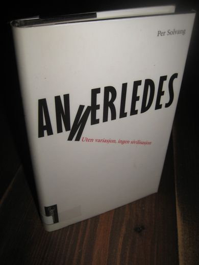 Solvang: ANNERLEDES. 2002.