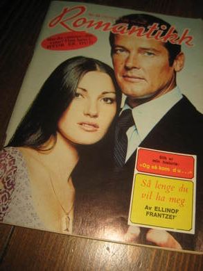 1974,nr 022, Romantikk. JANE SEYMOUR - ROGER MOORE. 