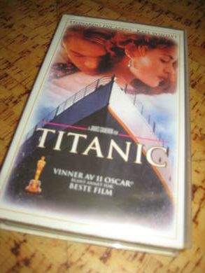 TITANIC. 1997, 15 ÅR, 194 MIN