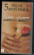 AMERICAN BEAUTY. 1999. 15 års aldersgrense. 2 t. 2 min.