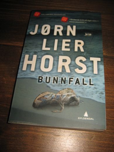 HORST: BUNNFALL. 2013. 