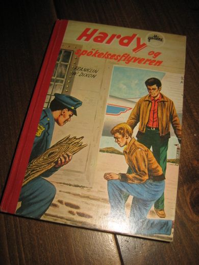 Hardy guttene  OG SPØKELSESFLYVEREN. Bok nr 49, 70 tallet. 