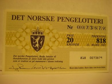 1985, trekning 818,                  DET NORSKE PENGELOTTERI.            Nr. 0073879.