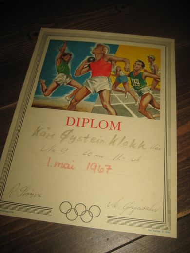 DIPLOM fra 1967.