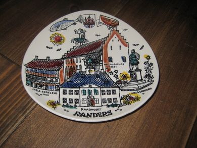 Handmala fat, motiv fra RANDERS. 70 tallet.