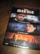 THE SIEGE. BRUCE WILLIS. 2000, 1988, 111 MIN. 